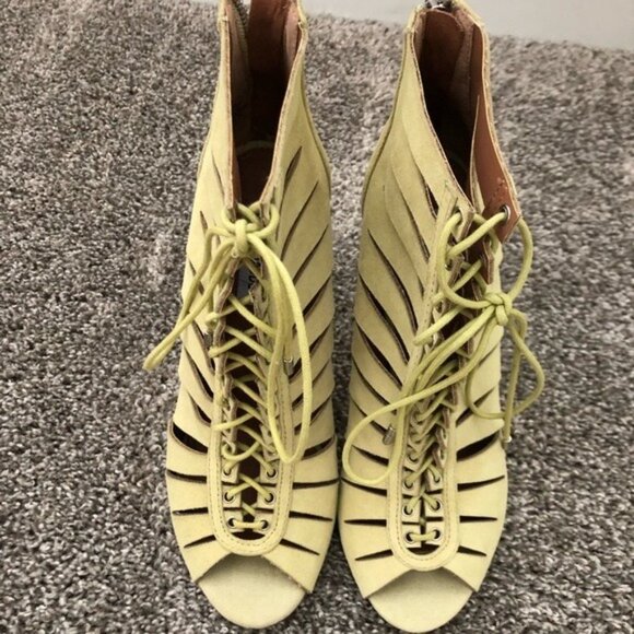 Steve Madden Women’s Lace-Up Booties Size 8 - Picture 11 of 16